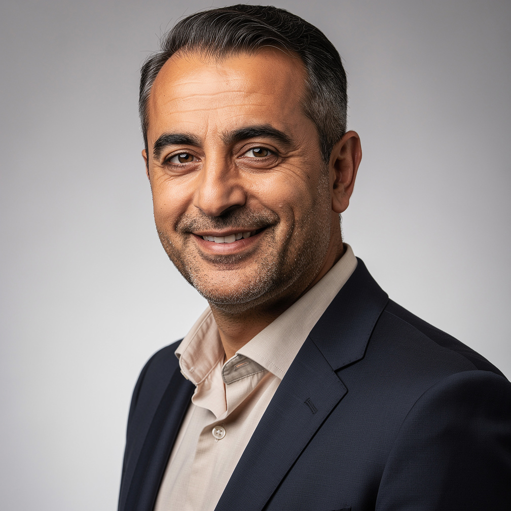 Portrait of a Turkish media trainer and former broadcast producer