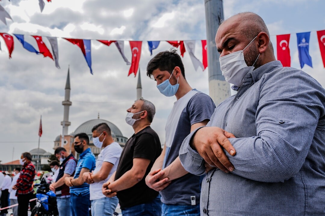 Team of Turkish media conflict resolution trainers standing together